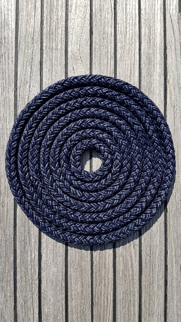 Batan sekizkol halat üstten spiral, teak güverte