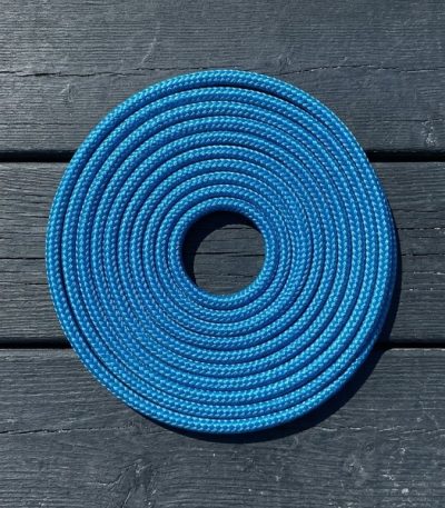 Mavi polyester halat sarımı, üstten görünüm